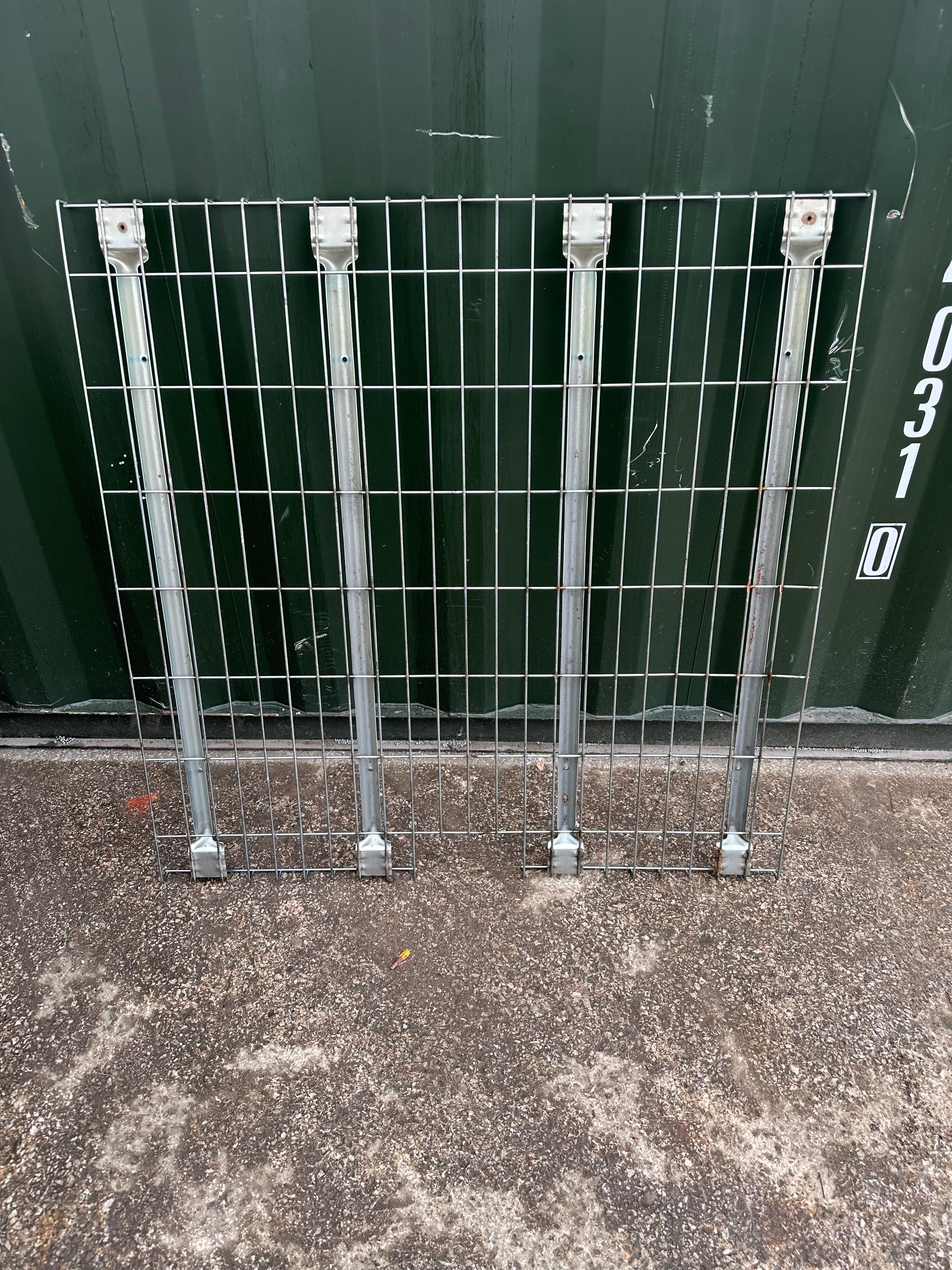 Used Mesh Panel Decking - 1120mm x 1120mm - Flooring - Cracking Racking