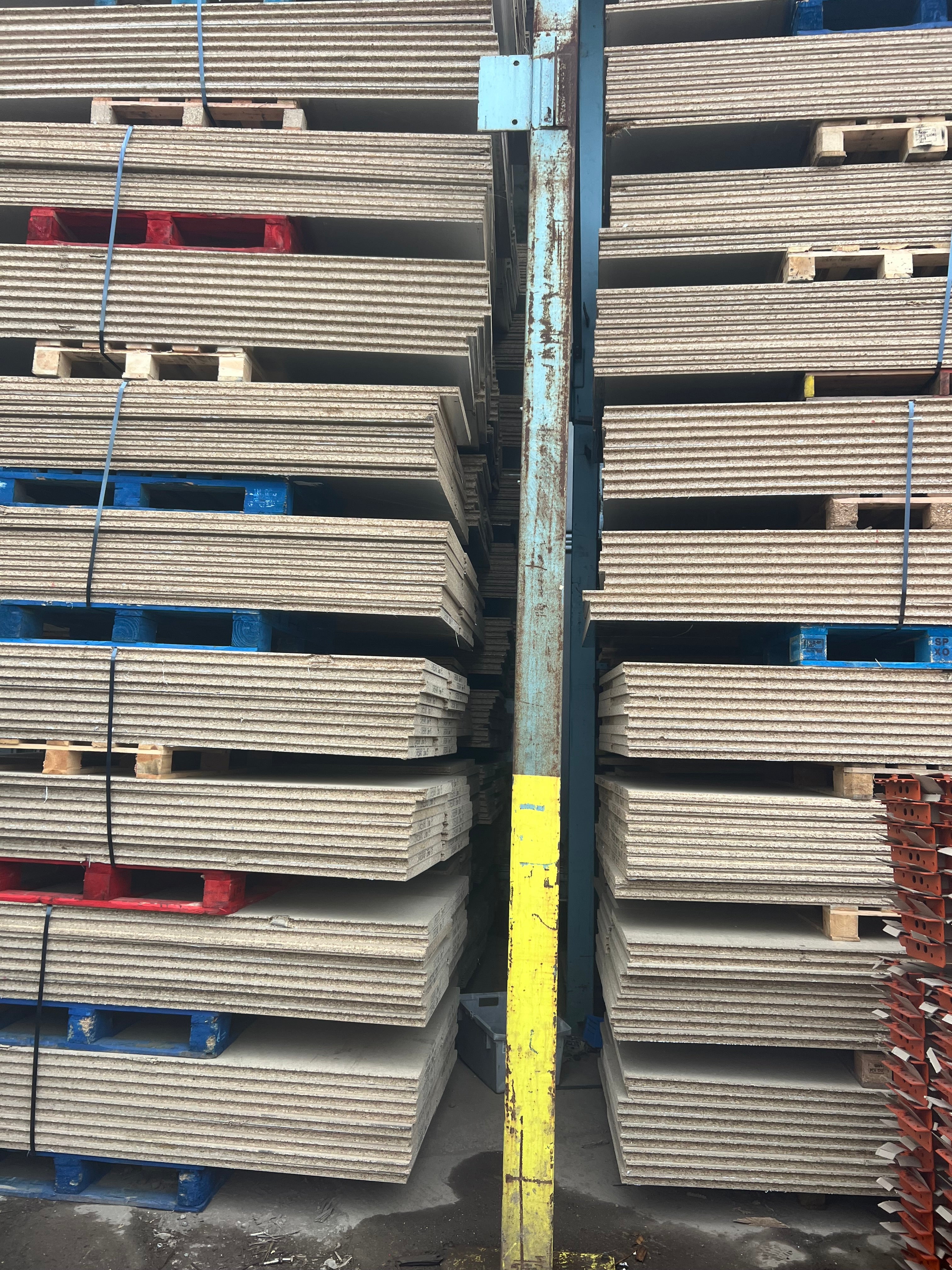  - Clearance - Cracking Racking