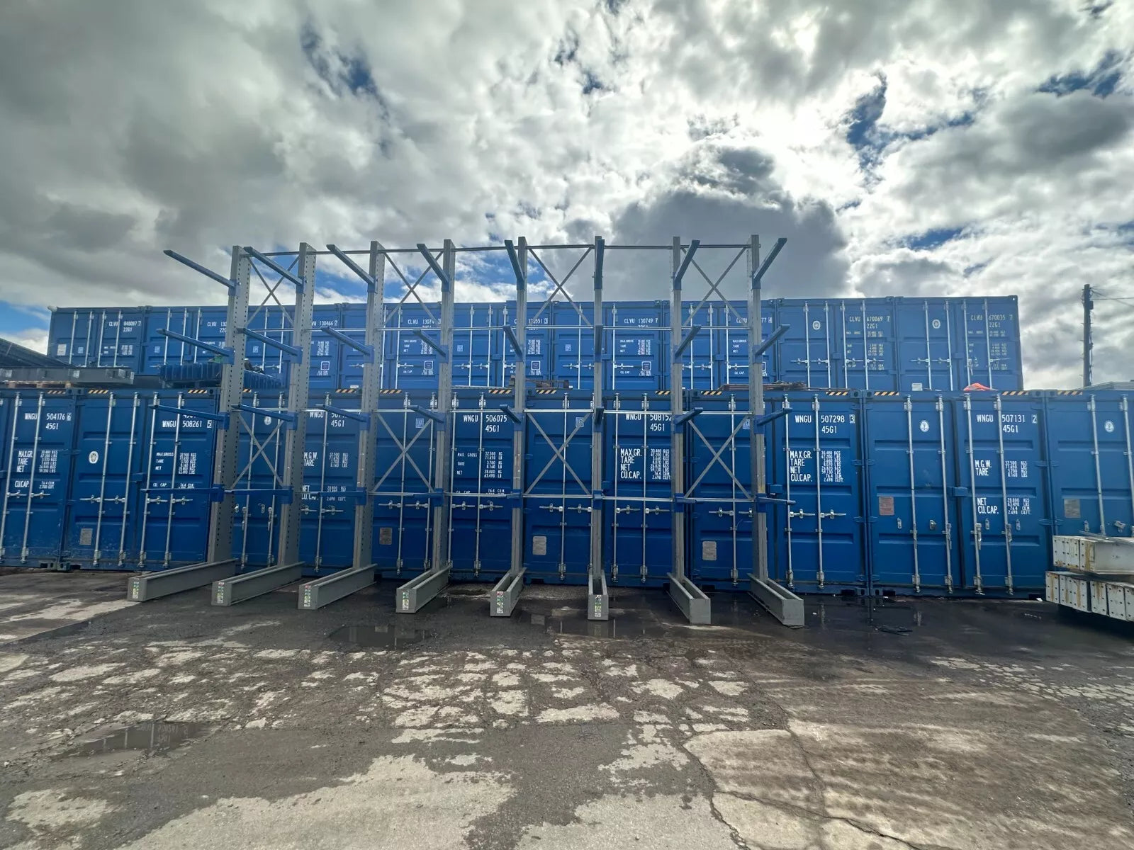 5M High Used Cantilever Racking | 7 Bays Linked, Second-Hand - Used Cantilever Racking - Cracking Racking