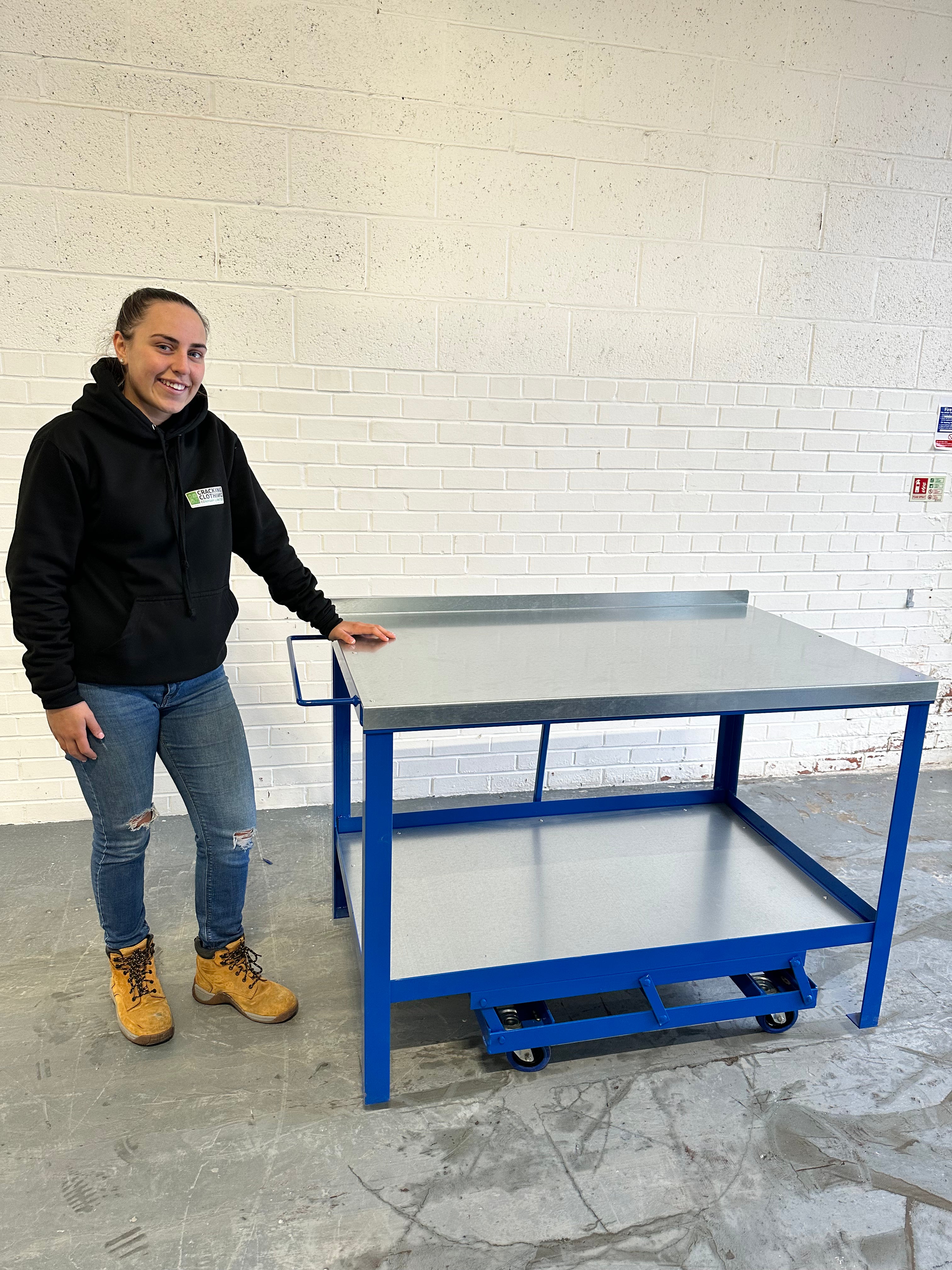  - Mobile Work Bench - Cracking Racking